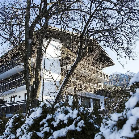 アパート Appartementhaus Solstein *