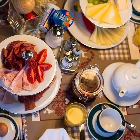 Appartementhaus Solstein Апартаменти *