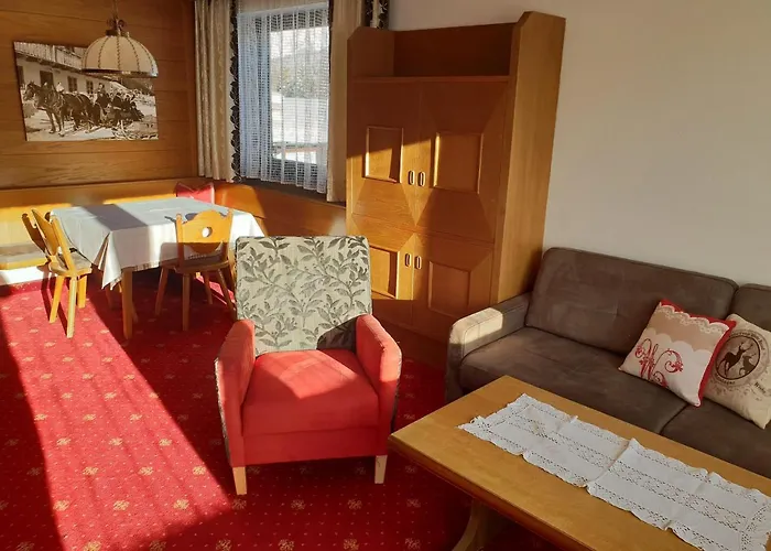 أبارتيمينتهاوس سولستاين *